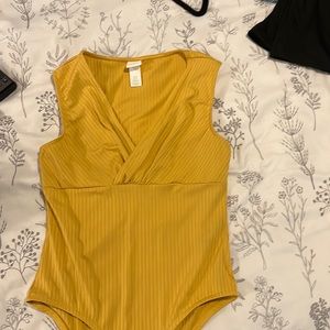H&M body suit